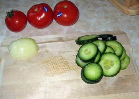 Нарезка овощей для греческого салата